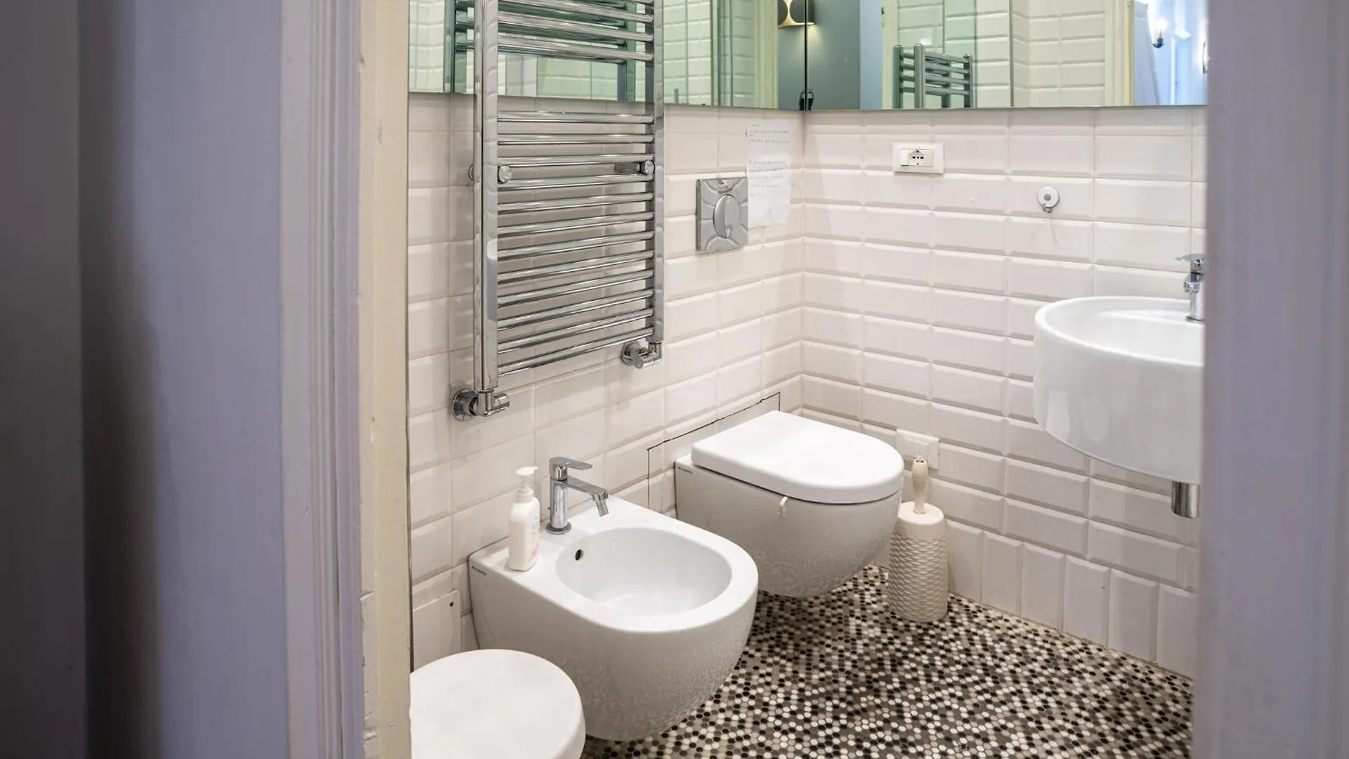 Liberty La Spezia - 5 Terre Apartment Italy